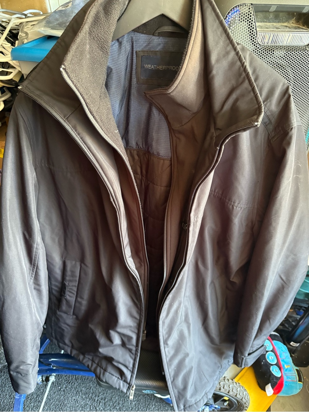 Weatherproof Men’s Dark Brown Weather-Resistant Jacket